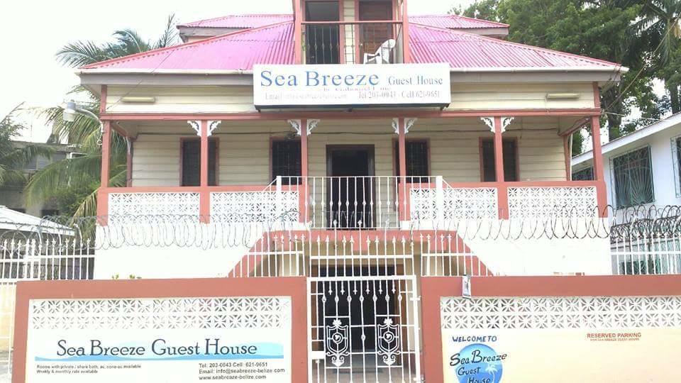 Sea Breeze Guest House Belize City Extérieur photo